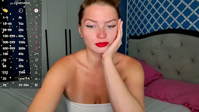 Busty Redhead online show from July 3, 2026, 7:26 am