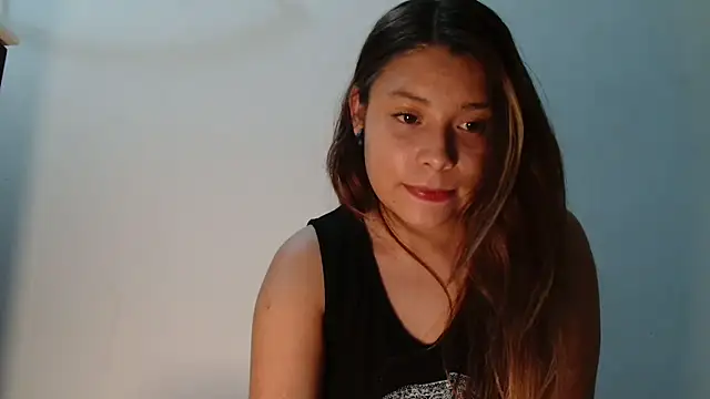 Snapshot of 3littleschoolteens chatting on July 7, 2026, 7:09 am 3littleschoolteens online show from July 7, 2026, 7:09 am