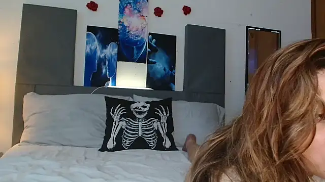 3littleschoolteens online show from June 19, 2026, 9:53 pm