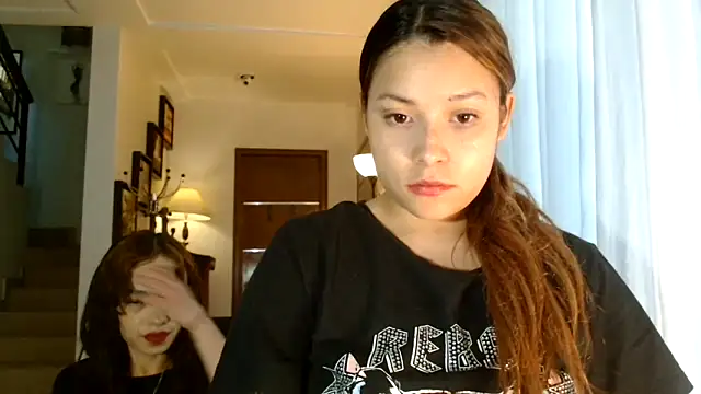 3littleschoolteens online show from June 15, 2026, 7:46 pm