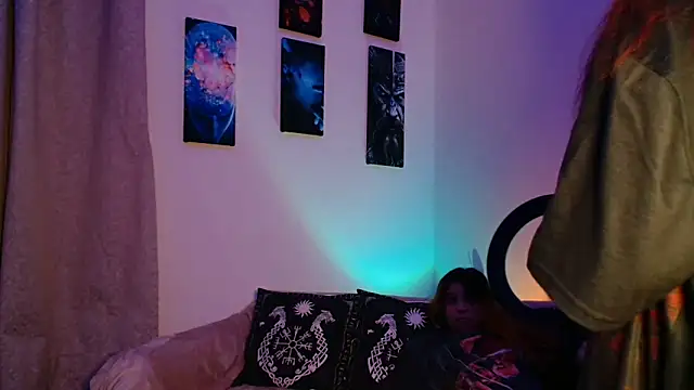 3littleschoolteens online show from March 23, 2025, 5:54 am
