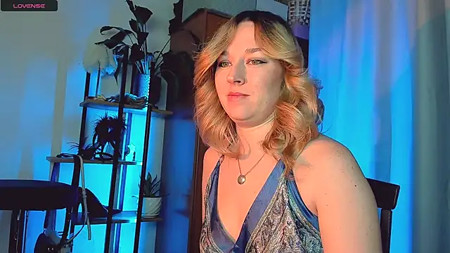 5 in one online show from December 16, 2025, 6:39 am