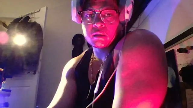 CleanGrey online show from March 6, 2026, 9:48 am