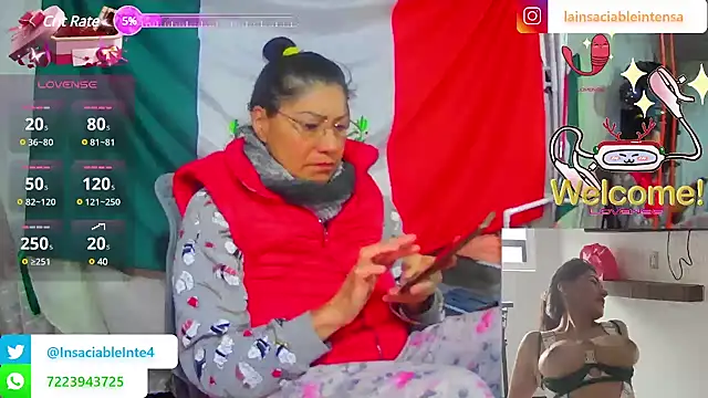 Snapshot of LaInsaciableIntensa chatting on March 14, 2025, 12:51 pm LaInsaciableIntensa online show from March 14, 2025, 12:51 pm