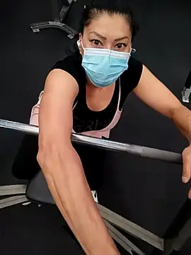 Snapshot of LaInsaciableIntensa chatting on November 7, 2025, 5:06 pm LaInsaciableIntensa online show from November 7, 2025, 5:06 pm