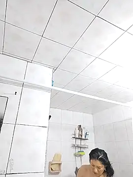 Snapshot of LaInsaciableIntensa chatting on October 20, 2025, 6:41 pm LaInsaciableIntensa online show from October 20, 2025, 6:41 pm