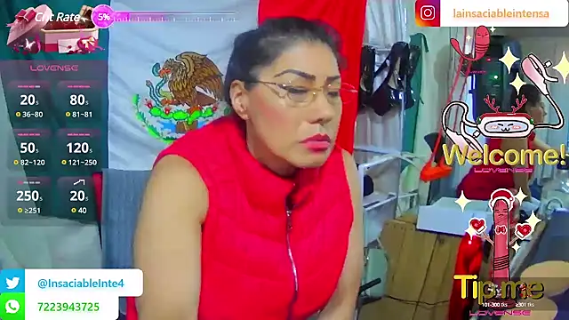 Snapshot of LaInsaciableIntensa chatting on March 9, 2025, 12:10 am LaInsaciableIntensa online show from March 9, 2025, 12:10 am