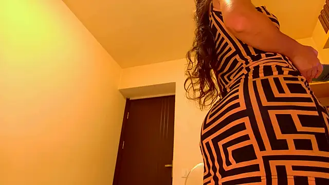 Snapshot of purpleariellx chatting on July 6, 2026, 10:45 pm purpleariellx online show from July 6, 2026, 10:45 pm
