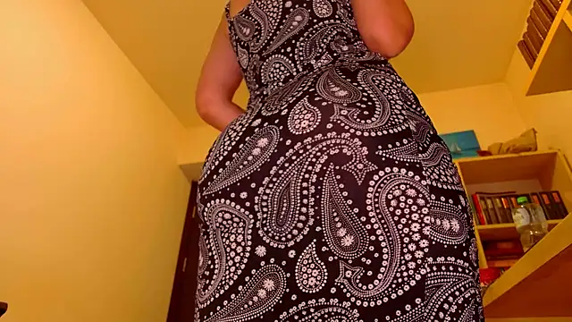 purpleariellx online show from June 12, 2026, 1:36 am