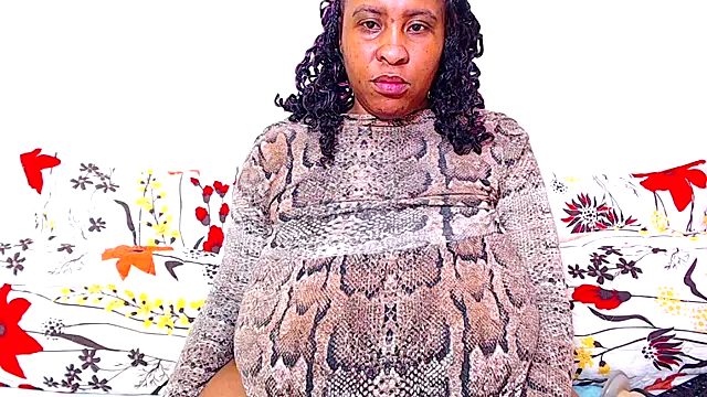 Snapshot of Ebonylovelyx chatting on October 9, 2025, 6:03 am Ebonylovelyx online show from October 9, 2025, 6:03 am