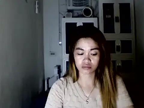 Snapshot of pinay4uwithagoodheart chatting on December 5, 2024, 10:17 am pinay4uwithagoodheart online show from December 5, 2024, 10:17 am