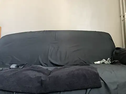 BruceIsHorny  online show from April 3, 2026, 2:56 pm