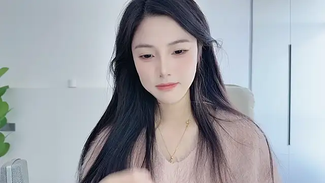 Snapshot of HaagenDazs_ chatting on December 3, 2025, 5:41 am HaagenDazs online show from December 3, 2025, 5:41 am