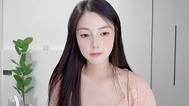 Snapshot of HaagenDazs_ chatting on October 9, 2025, 1:33 pm HaagenDazs online show from October 9, 2025, 1:33 pm