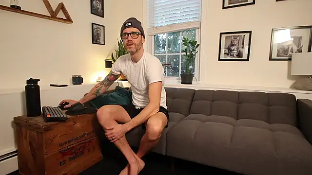 BradBronton online show from January 18, 2026, 1:14 pm