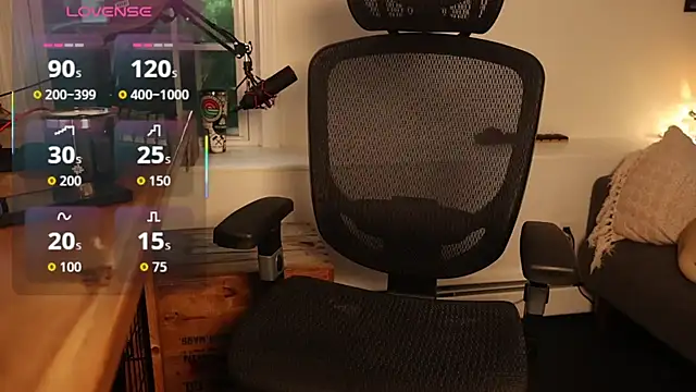 Snapshot of BradBronton chatting on July 22, 2026, 11:23 am BradBronton online show from July 22, 2026, 11:23 am