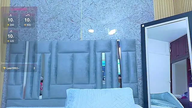 Snapshot of veronicaroose_ chatting on June 24, 2026, 12:48 pm veronicaroose online show from June 24, 2026, 12:48 pm