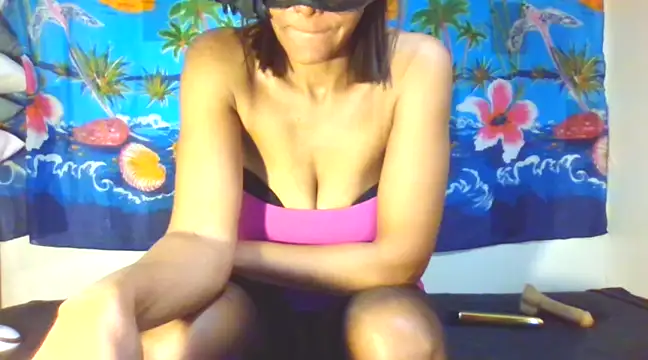 laetitiafun online show from March 5, 2025, 2:34 pm