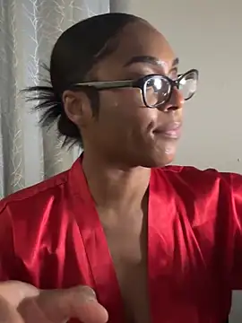 CandyLuxxxx online show from March 21, 2025, 8:39 am