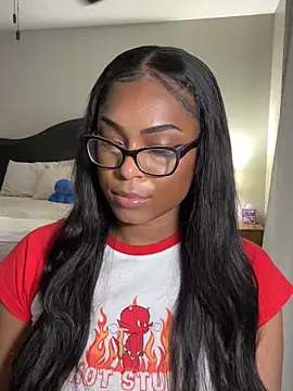 CandyLuxxxx online show from February 16, 2025, 5:48 am