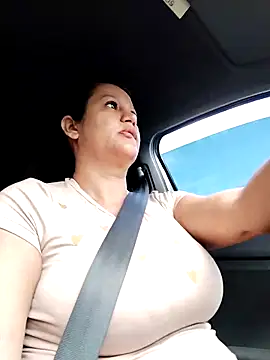 Snapshot of keilymadam chatting on October 13, 2025, 1:02 pm keilymadam online show from October 13, 2025, 1:02 pm