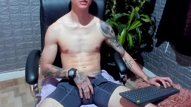 Dmtry6 online show from February 12, 2026, 5:23 pm