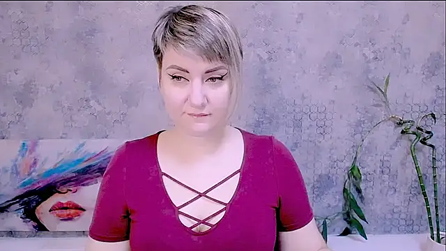 Djullia online show from November 20, 2025, 5:08 am