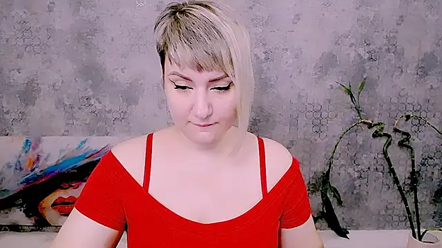 Djullia online show from July 6, 2026, 5:58 am