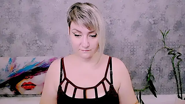 Djullia online show from July 27, 2026, 6:09 am