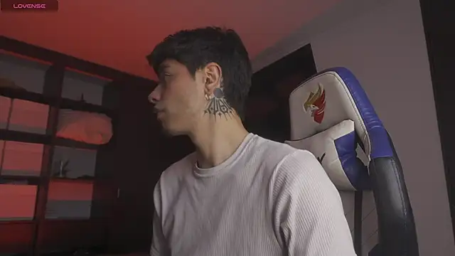  morghan  online show from November 18, 2025, 9:51 pm