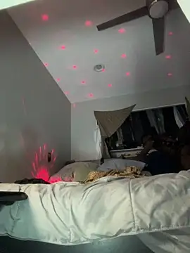 Snapshot of Londonfrotadejr chatting on November 2, 2025, 9:25 am Londonfrotadejr online show from November 2, 2025, 9:25 am