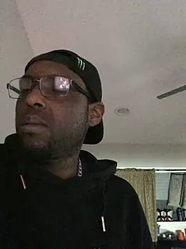 Snapshot of Londonfrotadejr chatting on March 20, 2025, 8:20 am Londonfrotadejr online show from March 20, 2025, 8:20 am
