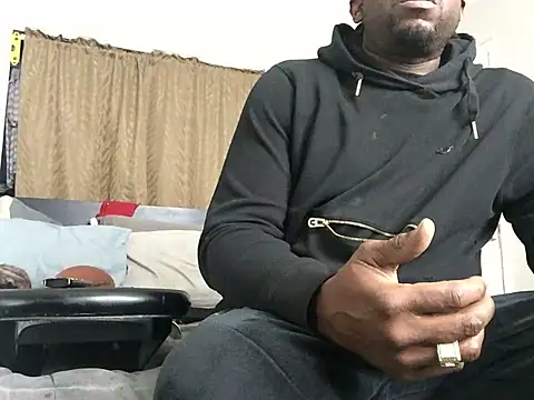 Snapshot of Londonfrotadejr chatting on January 26, 2025, 3:58 pm Londonfrotadejr online show from January 26, 2025, 3:58 pm