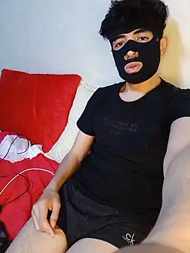 arabqueen online show from April 28, 2026, 7:51 pm