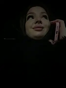 Snapshot of KrisMagnoly chatting on November 21, 2025, 3:00 pm KrisMagnoly online show from November 21, 2025, 3:00 pm