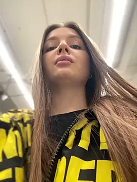 Snapshot of KrisMagnoly chatting on March 1, 2026, 4:29 pm KrisMagnoly online show from March 1, 2026, 4:29 pm