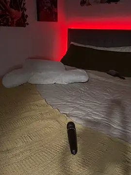 Snapshot of jade_369 chatting on December 11, 2024, 1:47 am jade 369 online show from December 11, 2024, 1:47 am