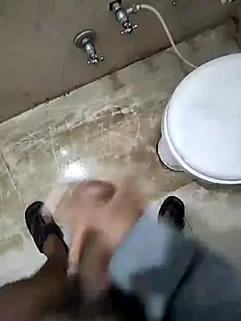 Snapshot of Roxy_Hard chatting on December 14, 2024, 12:22 am Roxy Hard online show from December 14, 2024, 12:22 am