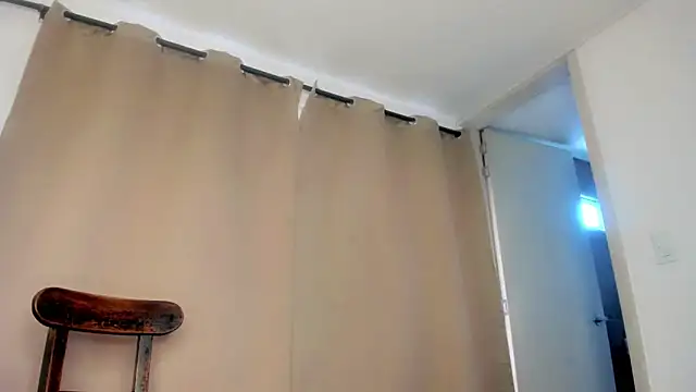 Snapshot of Genesis_Sandoval chatting on November 23, 2025, 6:07 pm Genesis Sandoval online show from November 23, 2025, 6:07 pm