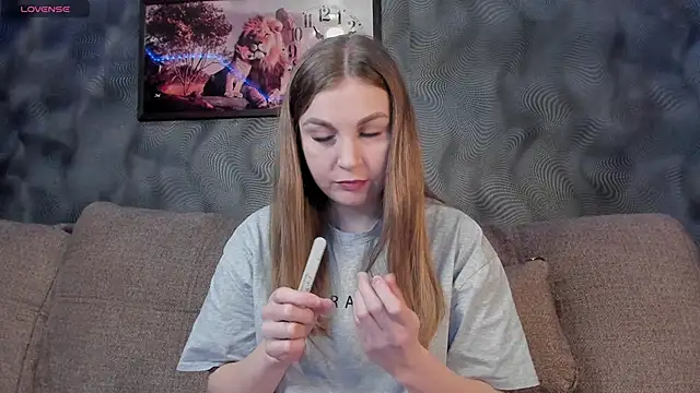 Snapshot of CassieMils chatting on February 12, 2025, 8:16 am CassieMils online show from February 12, 2025, 8:16 am