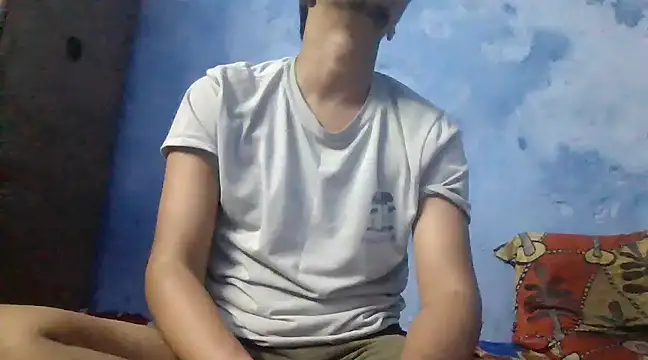 Snapshot of devilsweapon chatting on February 14, 2025, 6:19 pm devilsweapon online show from February 14, 2025, 6:19 pm