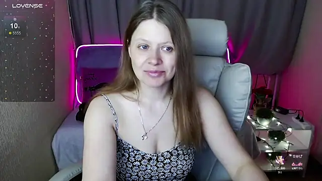 alekasamui online show from February 26, 2025, 12:41 am