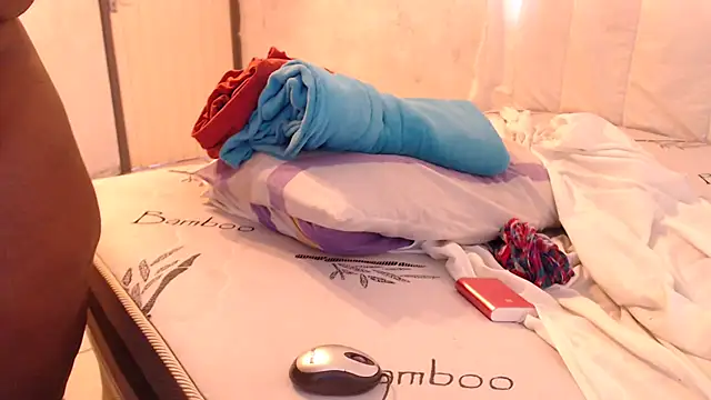 Snapshot of XXEBONYTEAZERXX chatting on November 30, 2025, 8:48 am XXEBONYTEAZERXX online show from November 30, 2025, 8:48 am