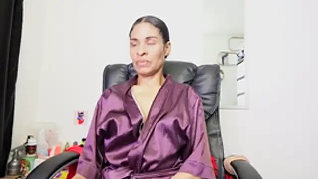 Snapshot of Aries_Mature chatting on June 28, 2026, 12:17 am Aries Mature online show from June 28, 2026, 12:17 am