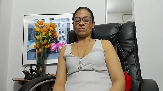 Snapshot of Aries_Mature chatting on October 29, 2025, 9:14 pm Aries Mature online show from October 29, 2025, 9:14 pm