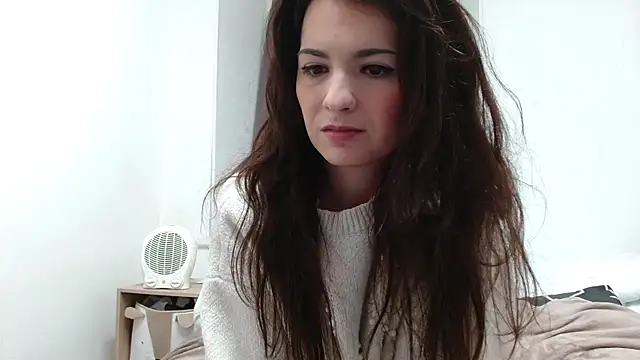 desirmiss1 online show from November 22, 2025, 7:51 am