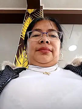   valentina18 online show from February 18, 2025, 4:14 pm
