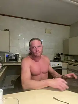 Snapshot of FuelX@xh chatting on July 29, 2026, 8:41 pm FuelXxh online show from July 29, 2026, 8:41 pm