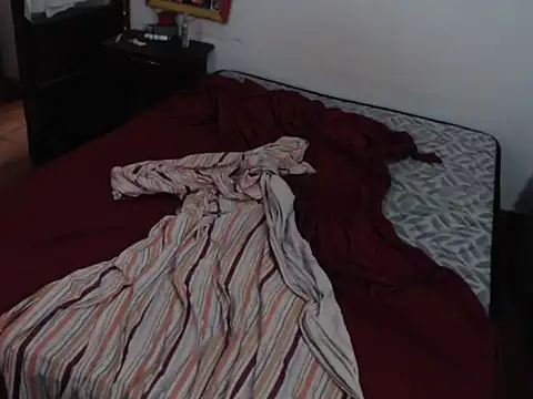 Snapshot of deftoolceles chatting on November 24, 2025, 10:54 pm deftoolceles online show from November 24, 2025, 10:54 pm