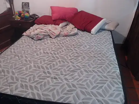 Snapshot of deftoolceles chatting on February 24, 2026, 10:32 pm deftoolceles online show from February 24, 2026, 10:32 pm